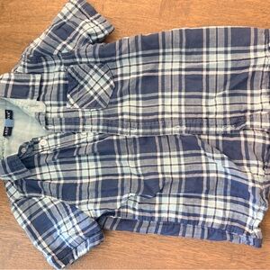 Stylish Kids Plaid Button-Down Shirt in Blue and White
